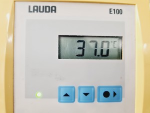 Thumbnail image of Lauda E100 Immersion Heater/Cooler with Ecoline RE112 Waterbath