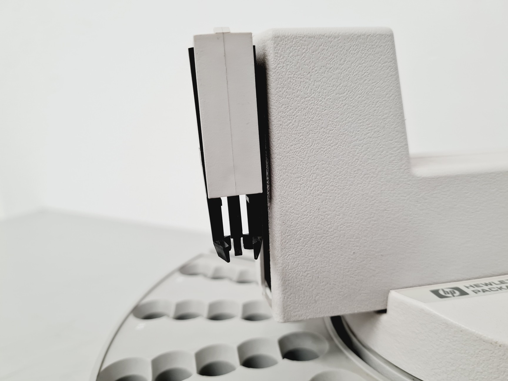 Image of Agilent 7683 Series AutoSampler G2614A