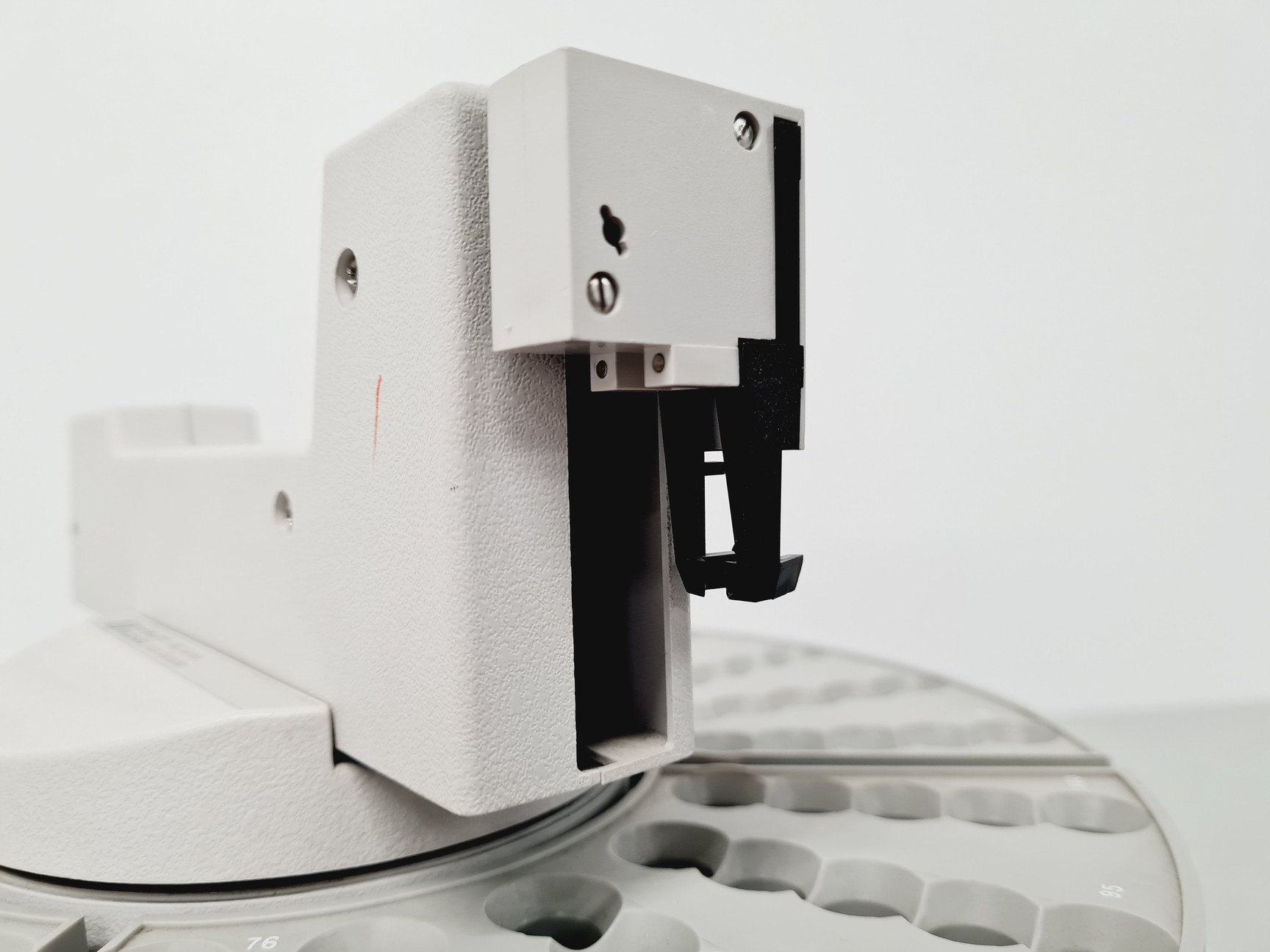 Image of Agilent 7683 Series AutoSampler G2614A