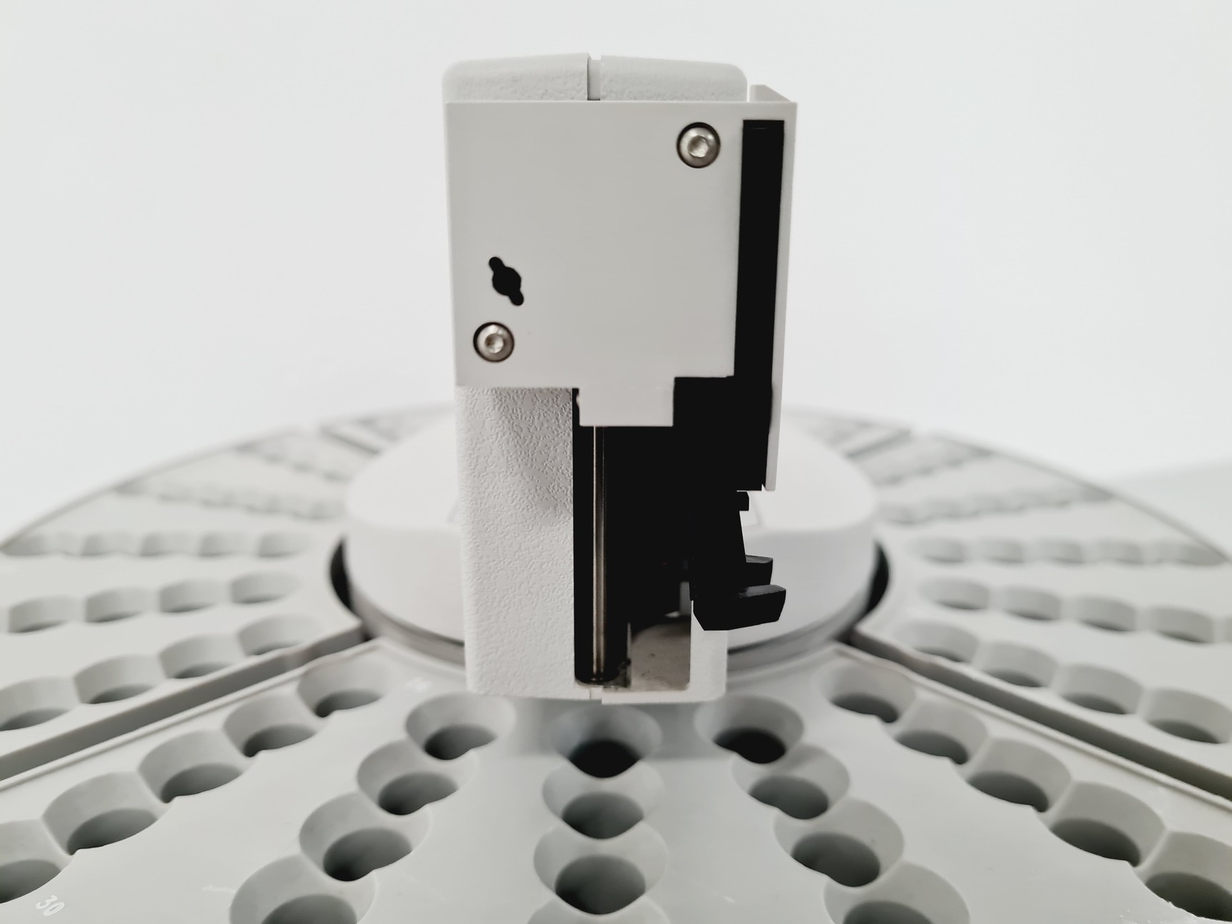 Image of Agilent 7683 Series AutoSampler G2614A