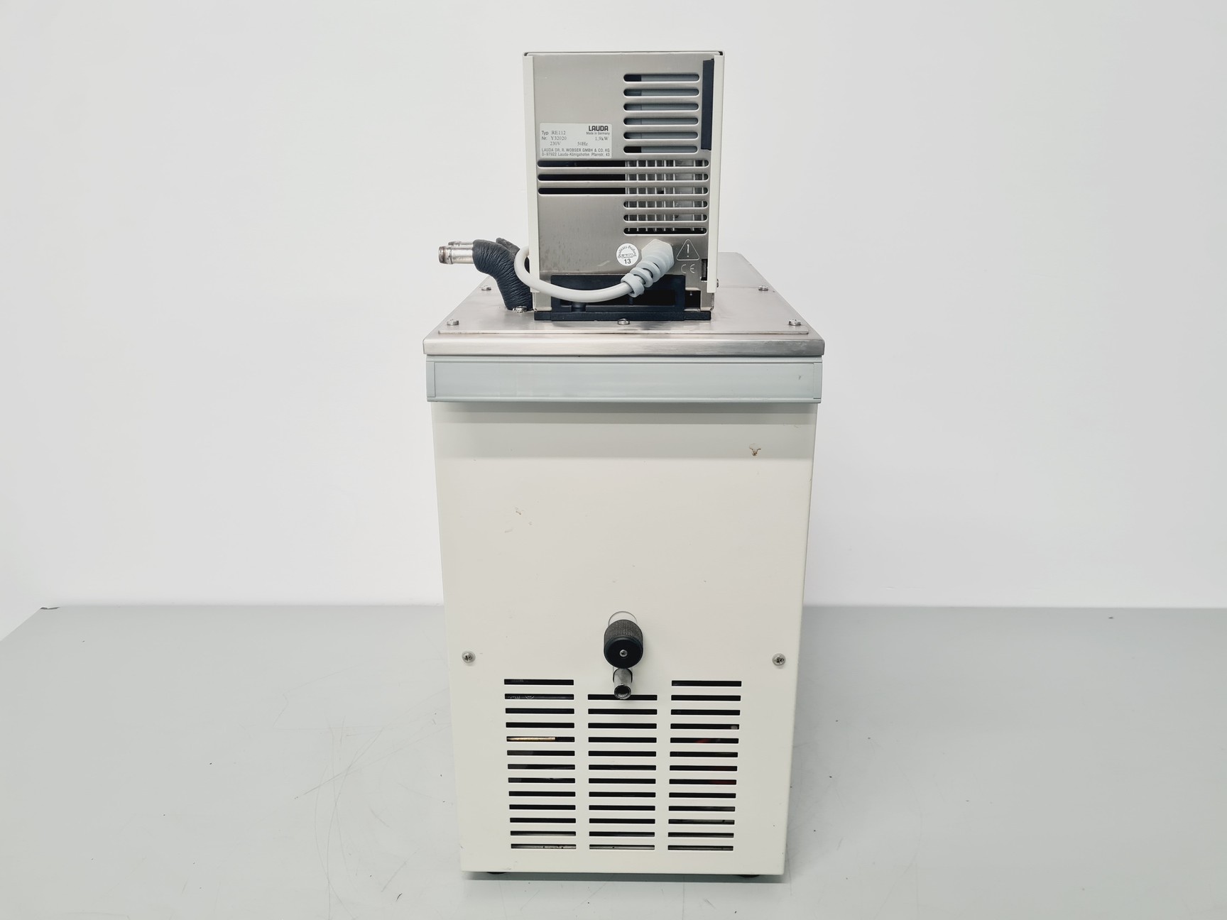 Image of Lauda E100 Immersion Heater/Cooler with Ecoline RE112 Waterbath