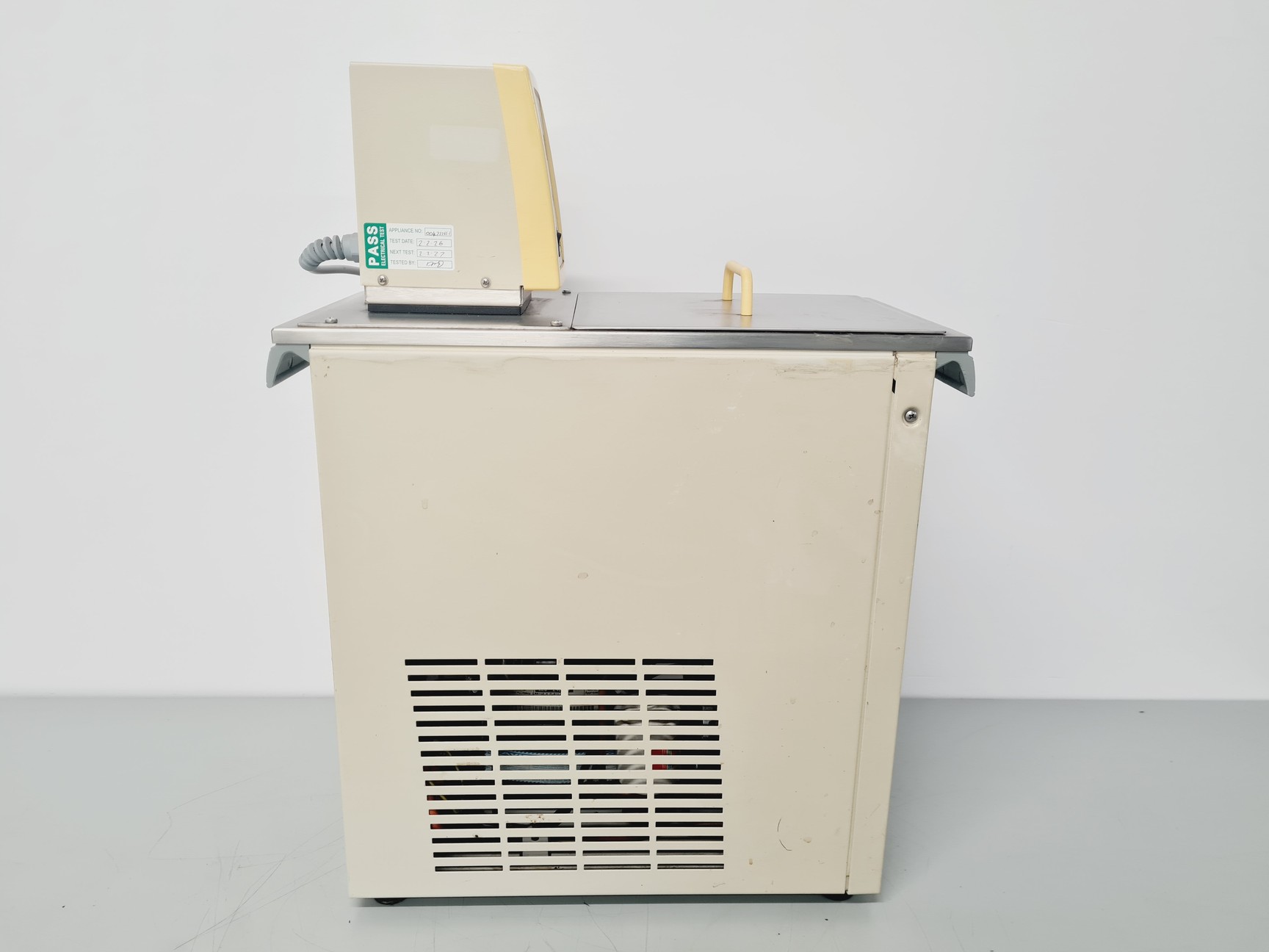 Image of Lauda E100 Immersion Heater/Cooler with Ecoline RE112 Waterbath