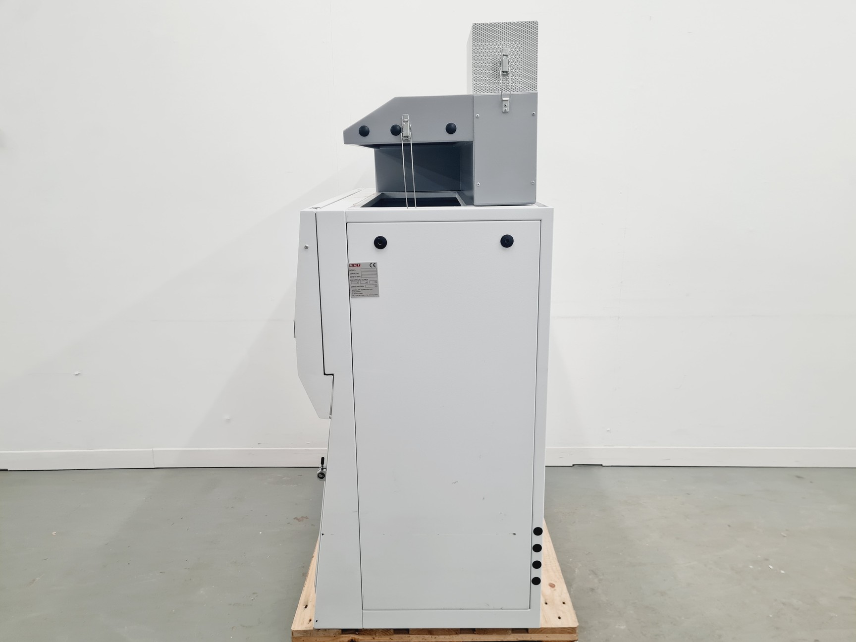 Image of  BioMAT 2 Class 2 Microbiological Safety Cabinet CAS Lab