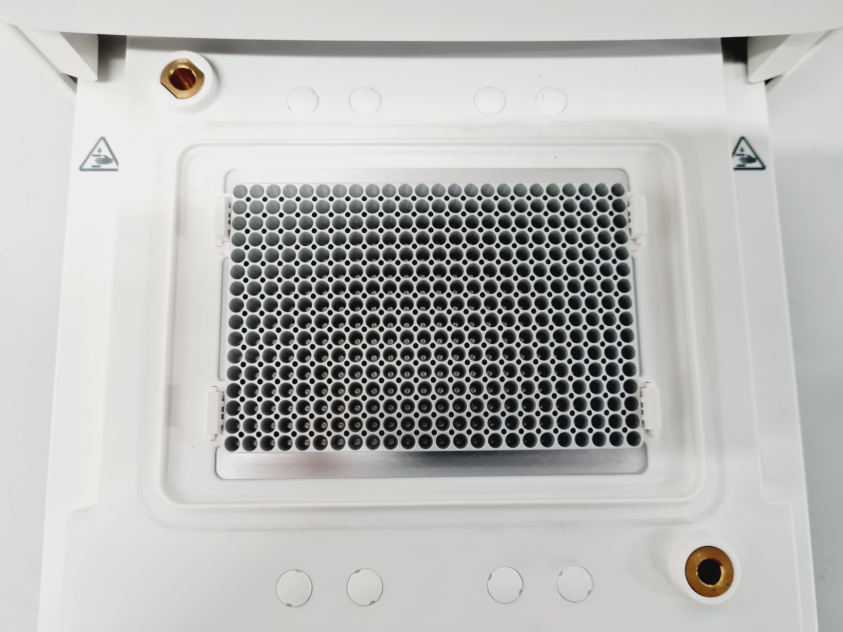 Image of Applied Biosystems QuantStudio 5 Real-Time PCR Instrument 384-Well