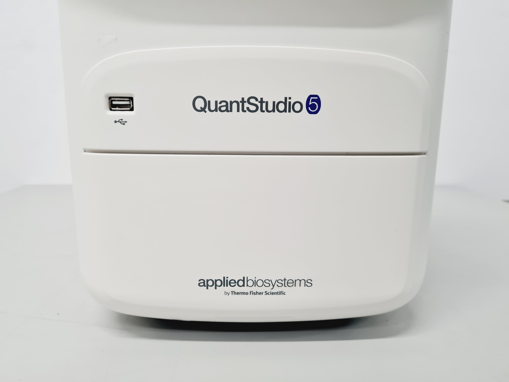 Quantistudio Applied Biosystems QuantStudio 5 Real-Time PCR Instrument 384-Well 2020