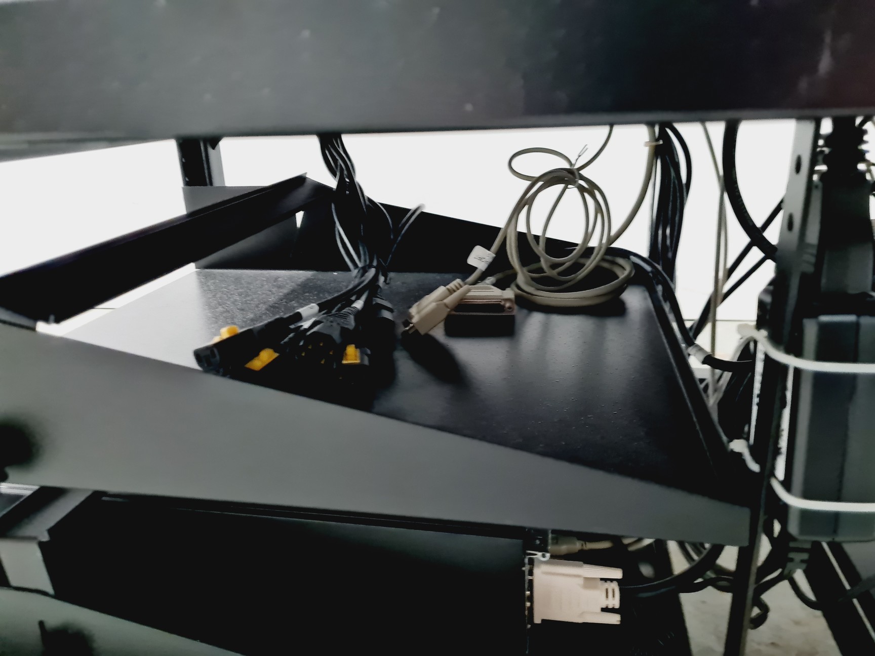 Image of Caliper LifeSciences Sciclone G3 / G3T Liquid Handler