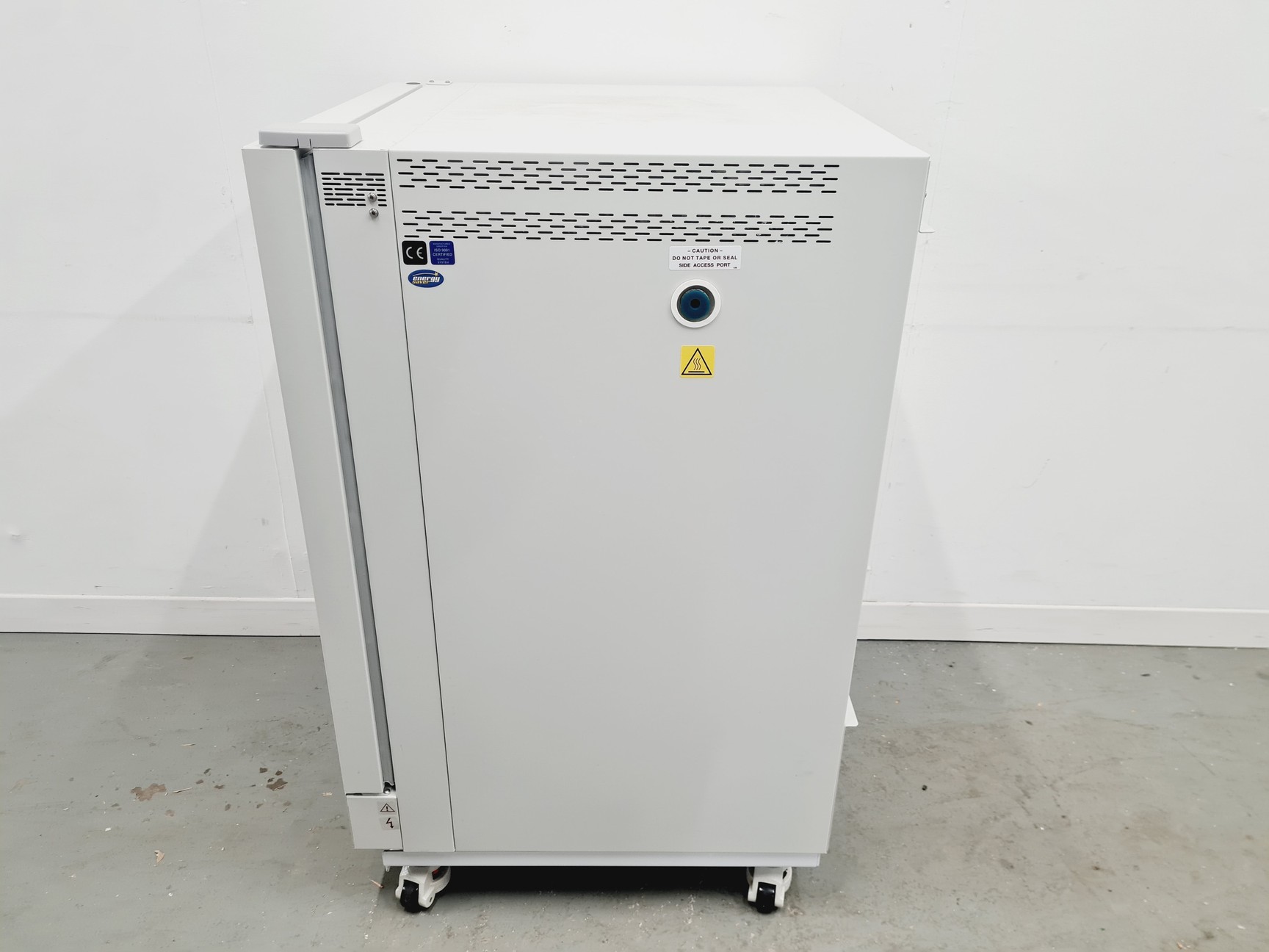 Image of Nuaire NU-5841E CO2 Incubator 