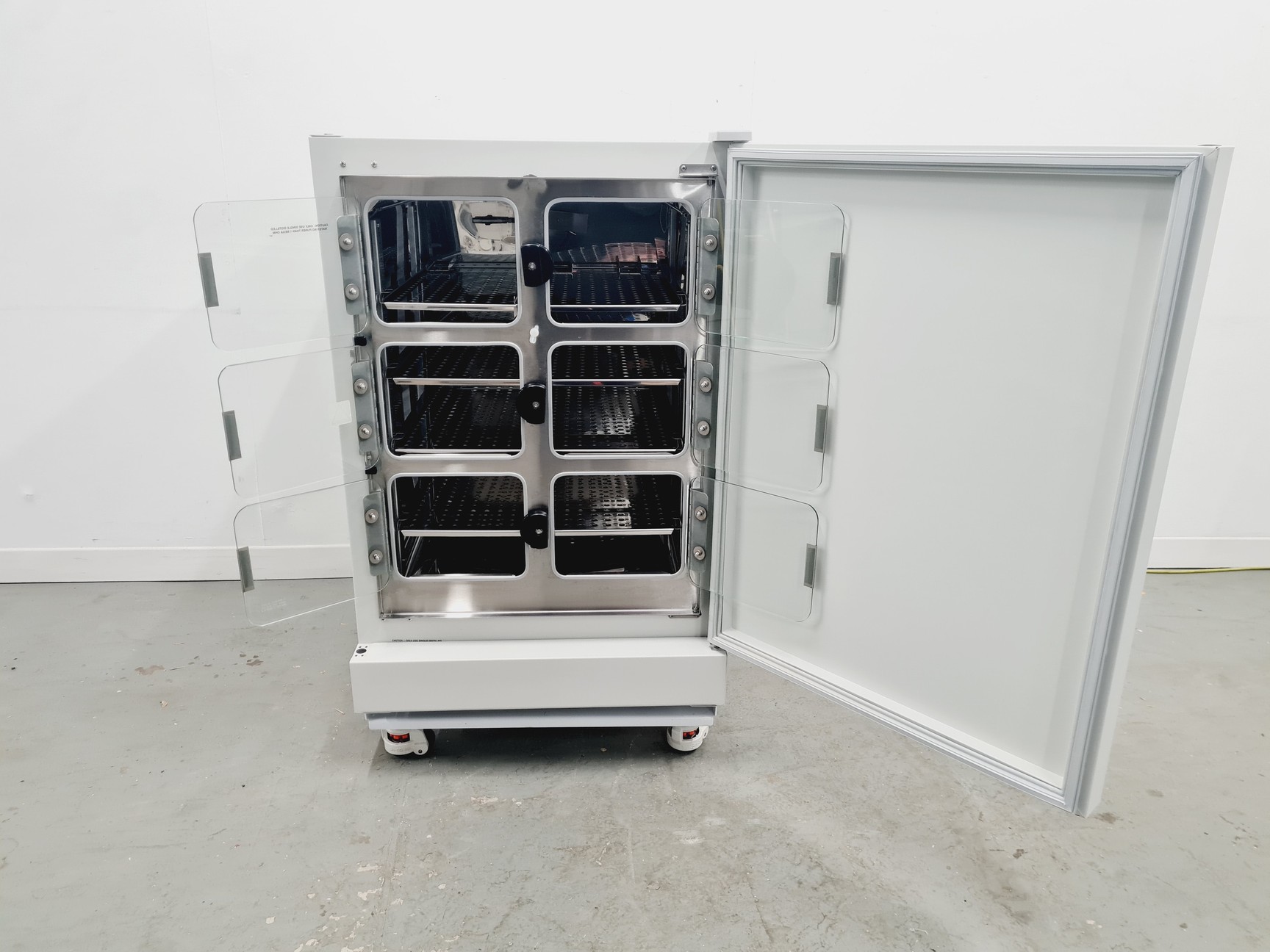 Image of Nuaire NU-5841E CO2 Incubator 