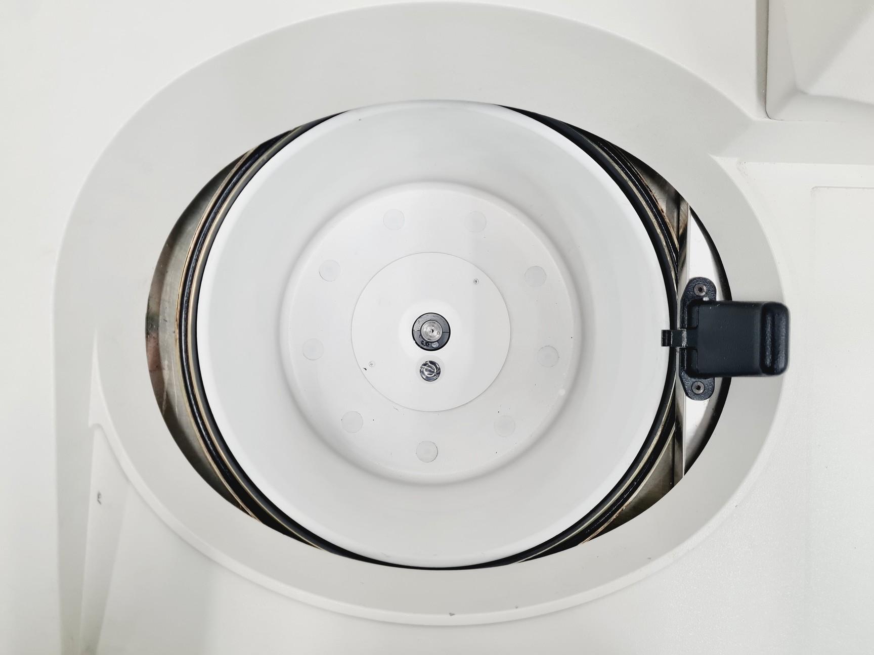 Image of Beckman Coulter Optima L-100 XP Ultracentrifuge 