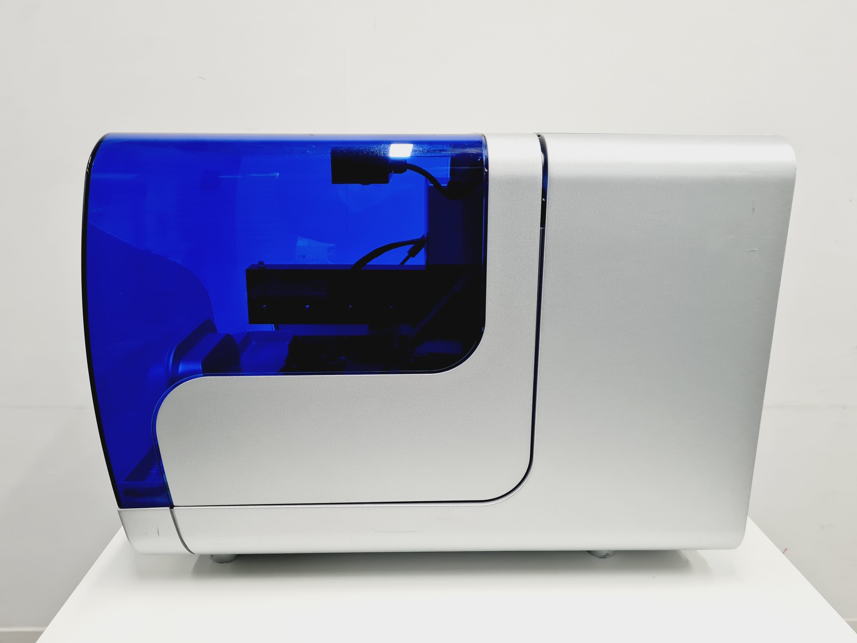 Image of Qiagen QIAgility Automated PCR Workstation