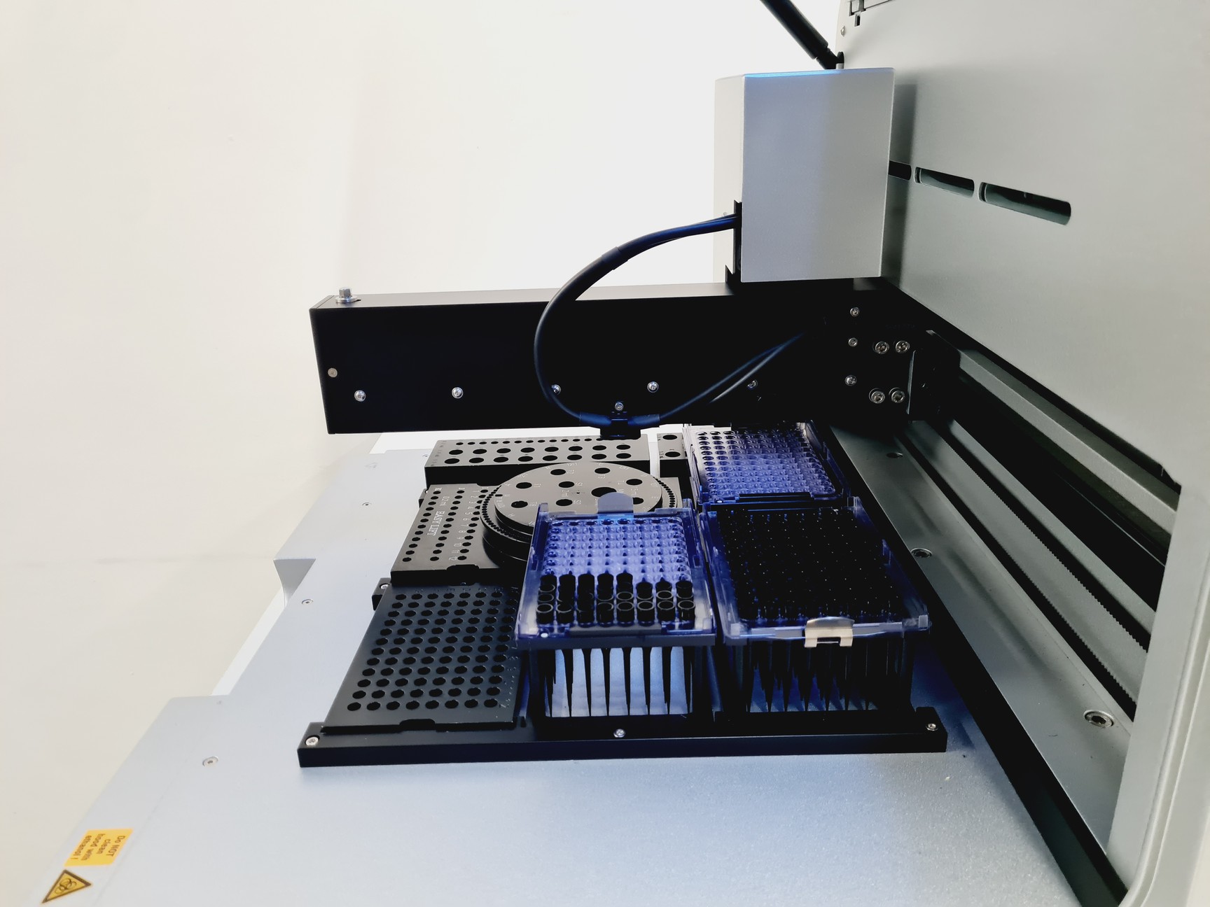 Image of Qiagen QIAgility Automated PCR Workstation