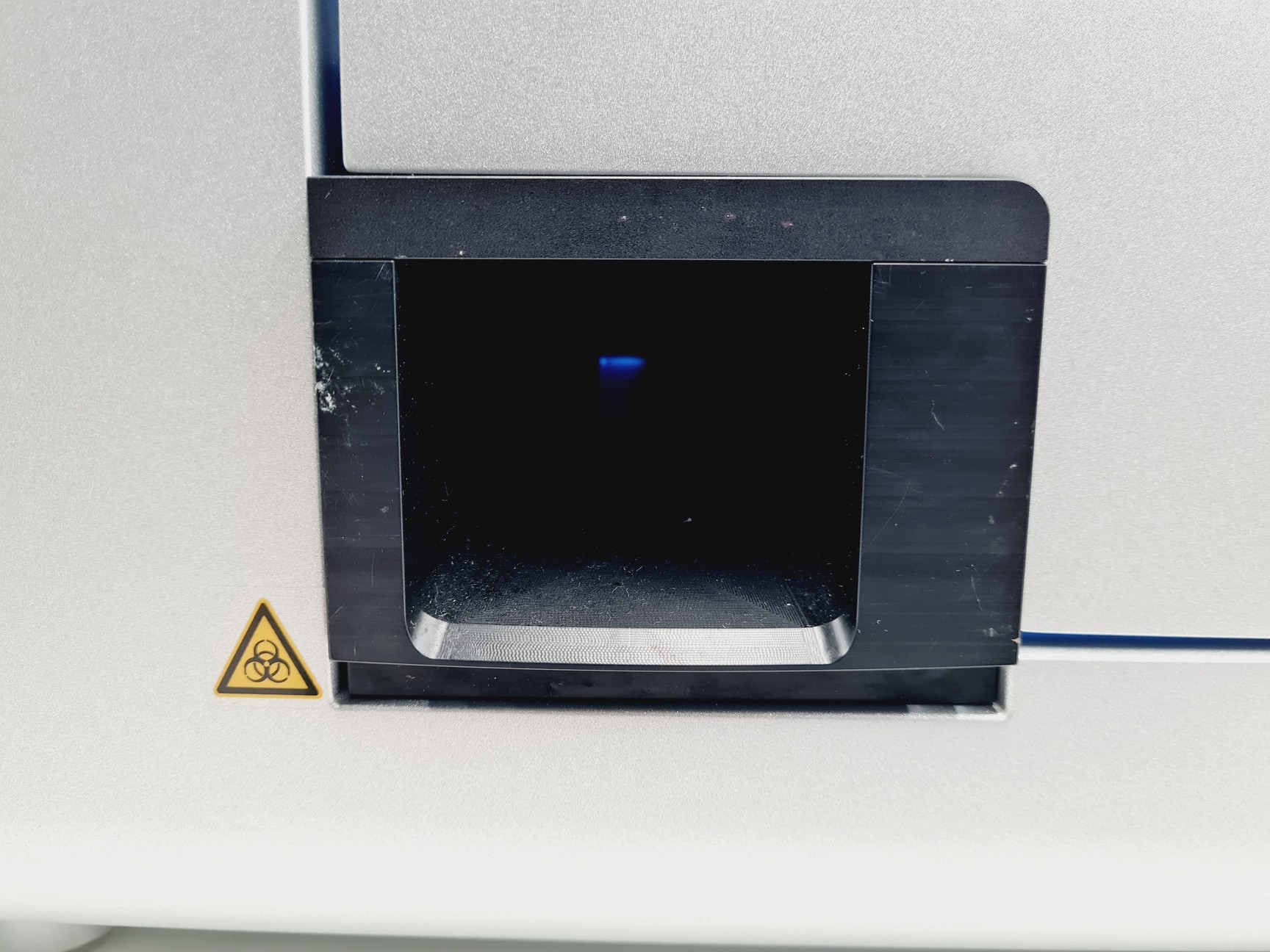 Image of Qiagen QIAgility Automated PCR Workstation