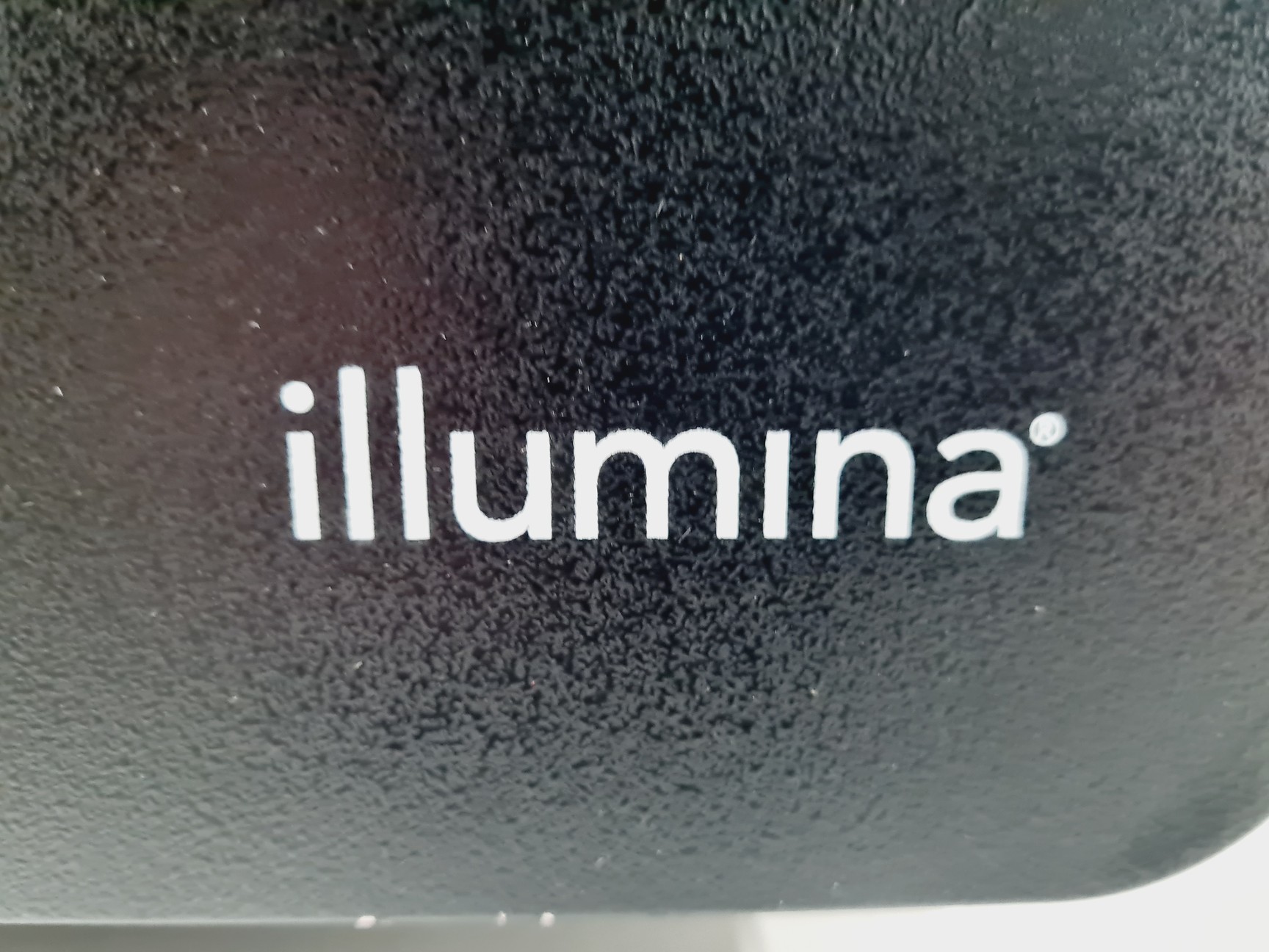 Image of illumina MiSeq DNA Sequencer Lab