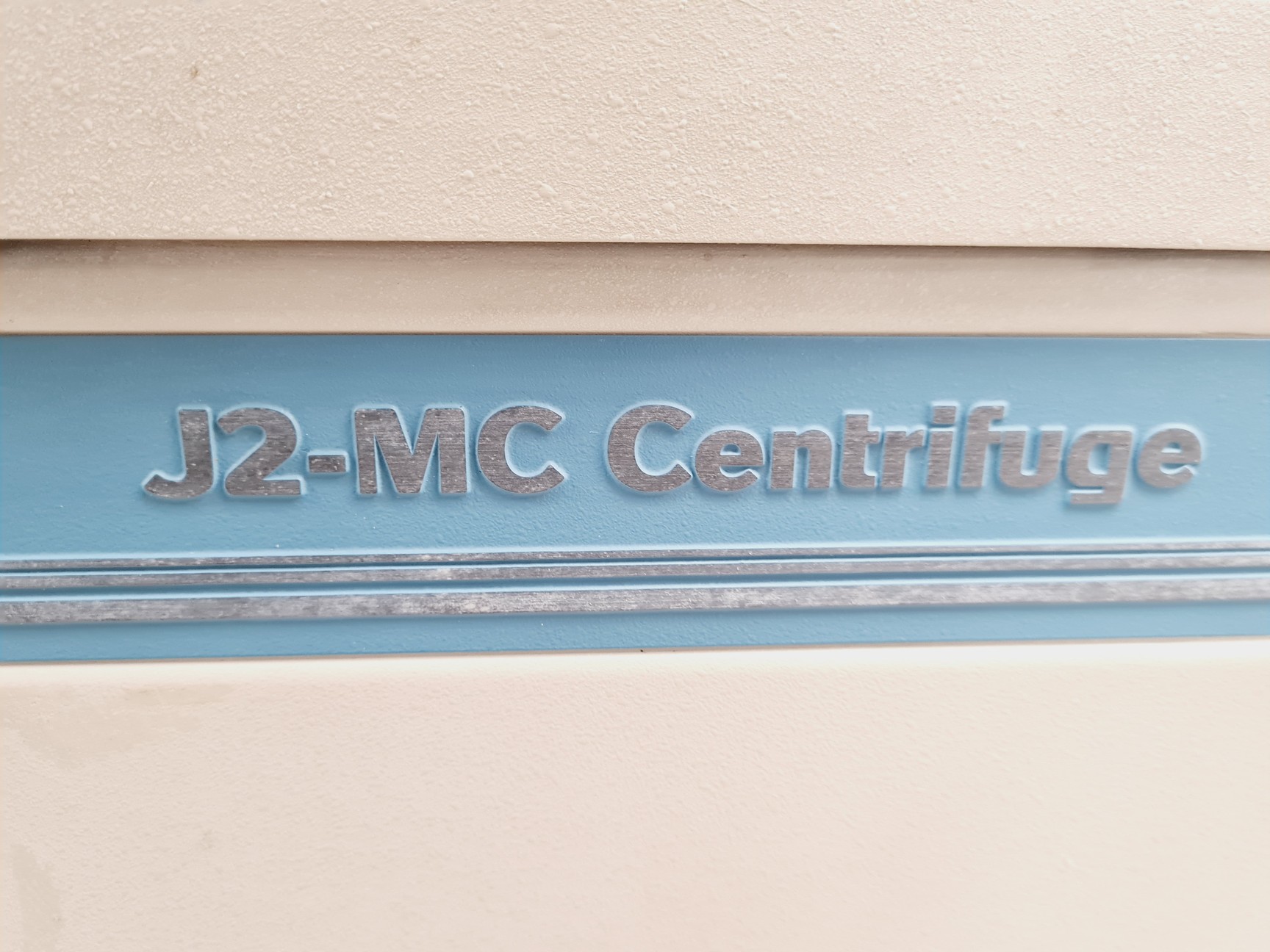 Image of Beckman J2-MC Centrifuge