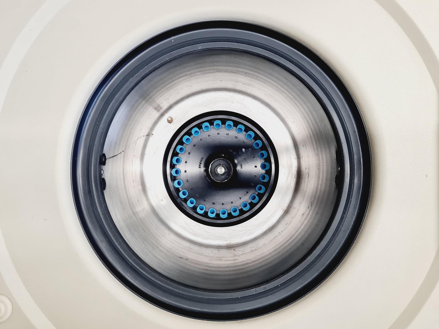 Image of Beckman J2-MC Centrifuge w/ JA 18.1 Rotor 18,000RPM