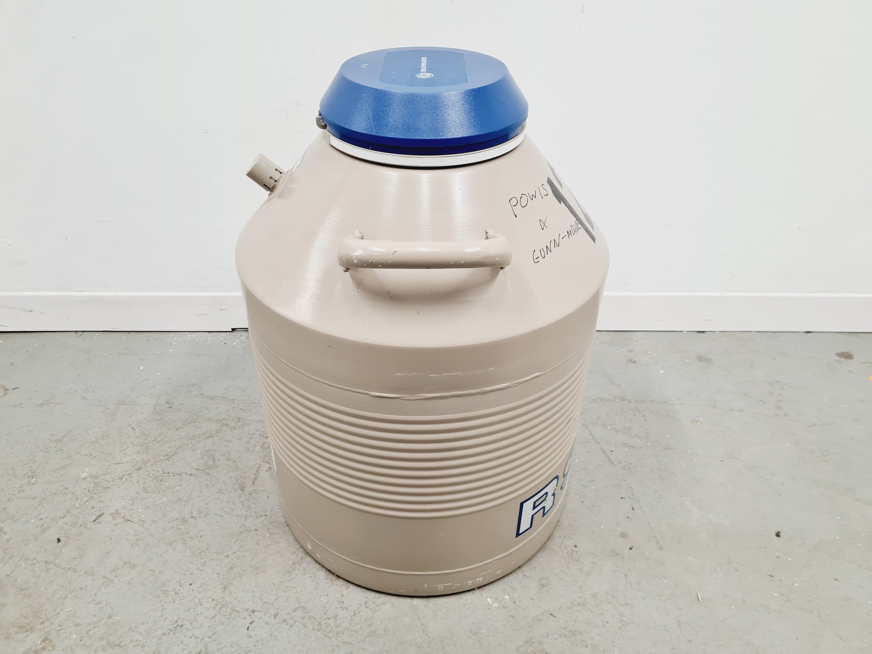 Image of Taylor Wharton 35L 750 RS Series Cell Storage Tank Dewar