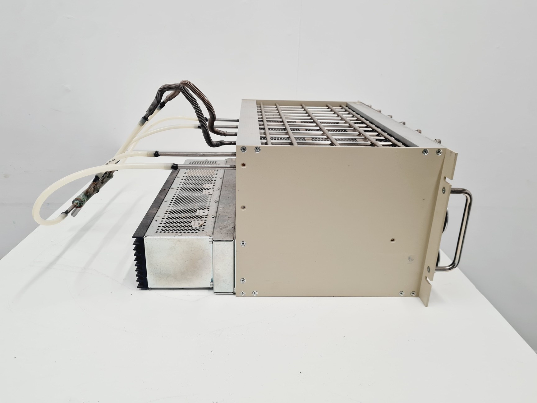 Image of Ortec 4001A Bin with 2 x Ortec 576 & 4 x Ortec 576A Alpha Spectrometer