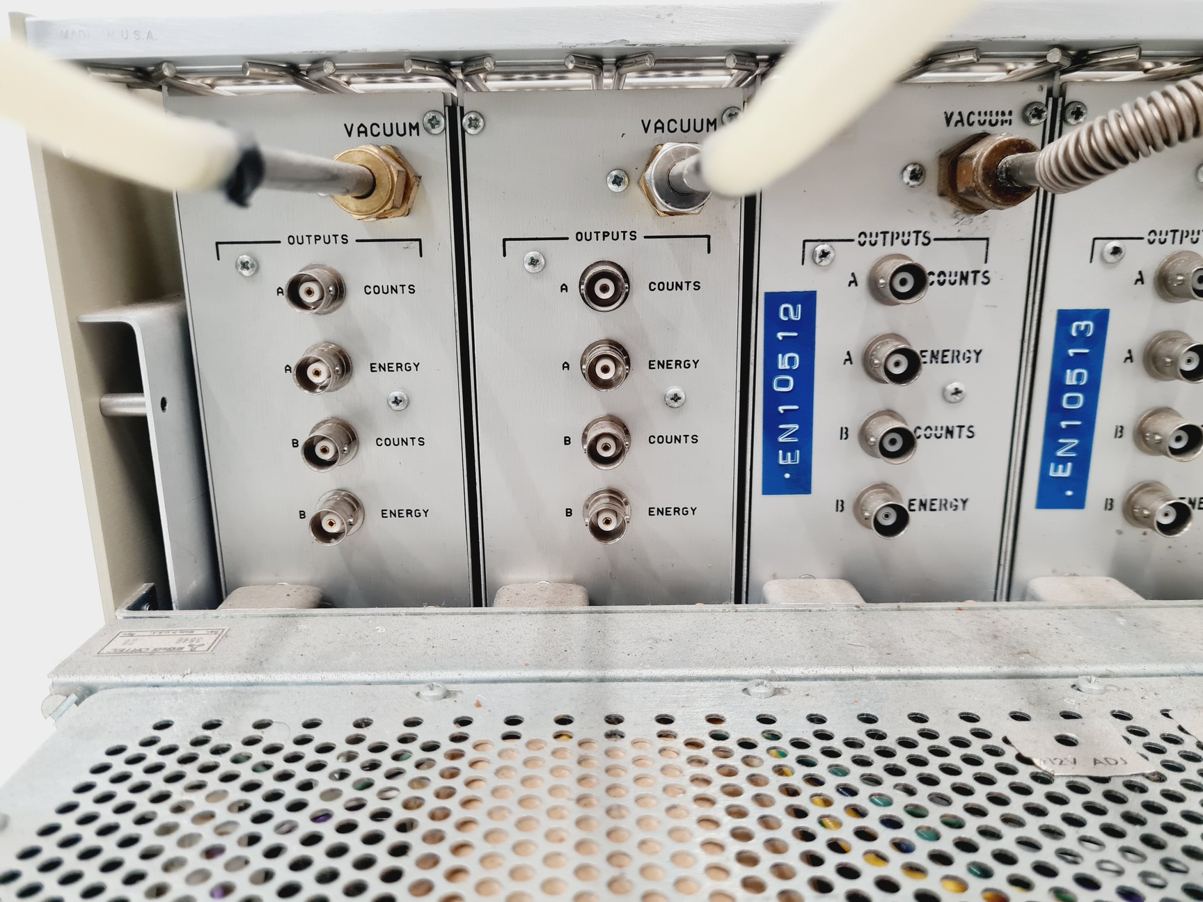 Image of Ortec 4001A Bin with 2 x Ortec 576 & 4 x Ortec 576A Alpha Spectrometer
