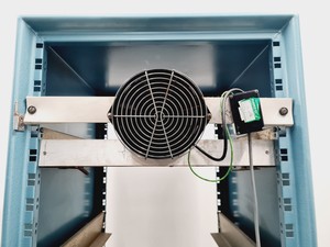 Thumbnail image of Metal Server Raking 