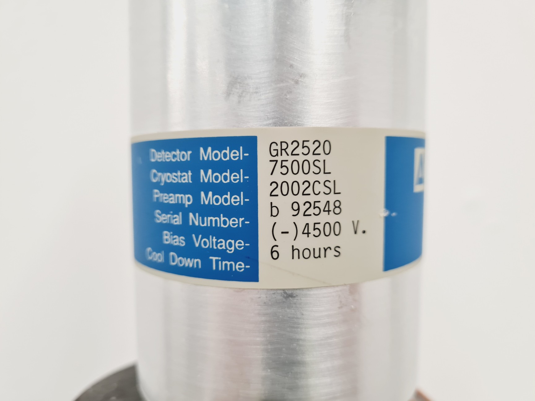 Image of Canberra Dewar with Canberra GR2520 Detector