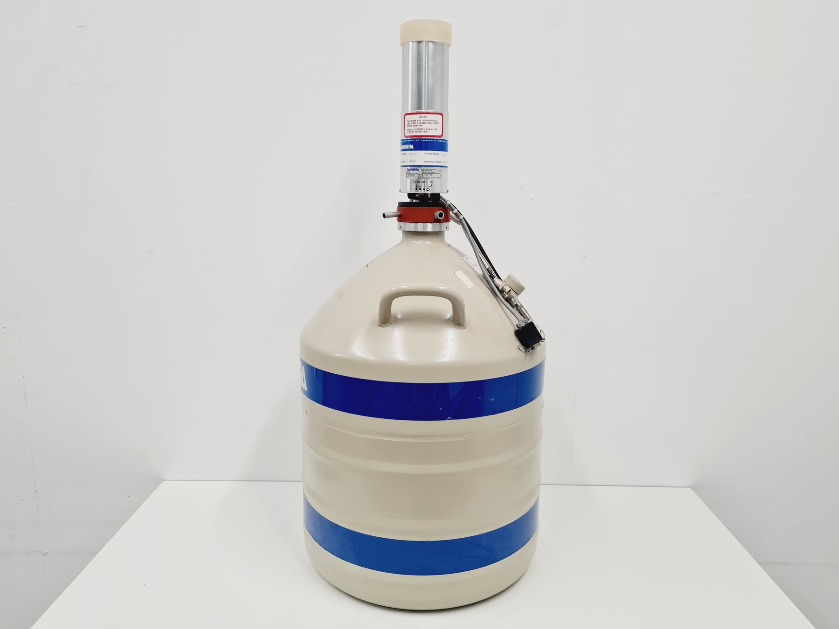 Image of Canberra Dewar AL-30 with Canberra GR3519 Detector