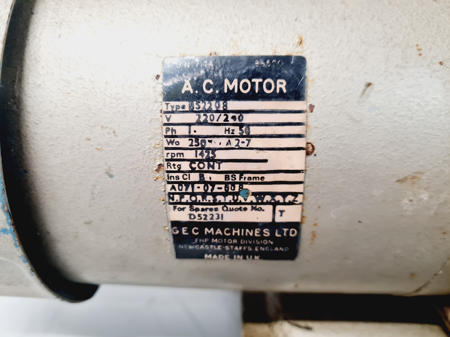 Image of Edwards 5 E2M5 Vacuum Pump