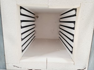 Thumbnail image of Carbolite CWF 1100 BenchTop Furnace