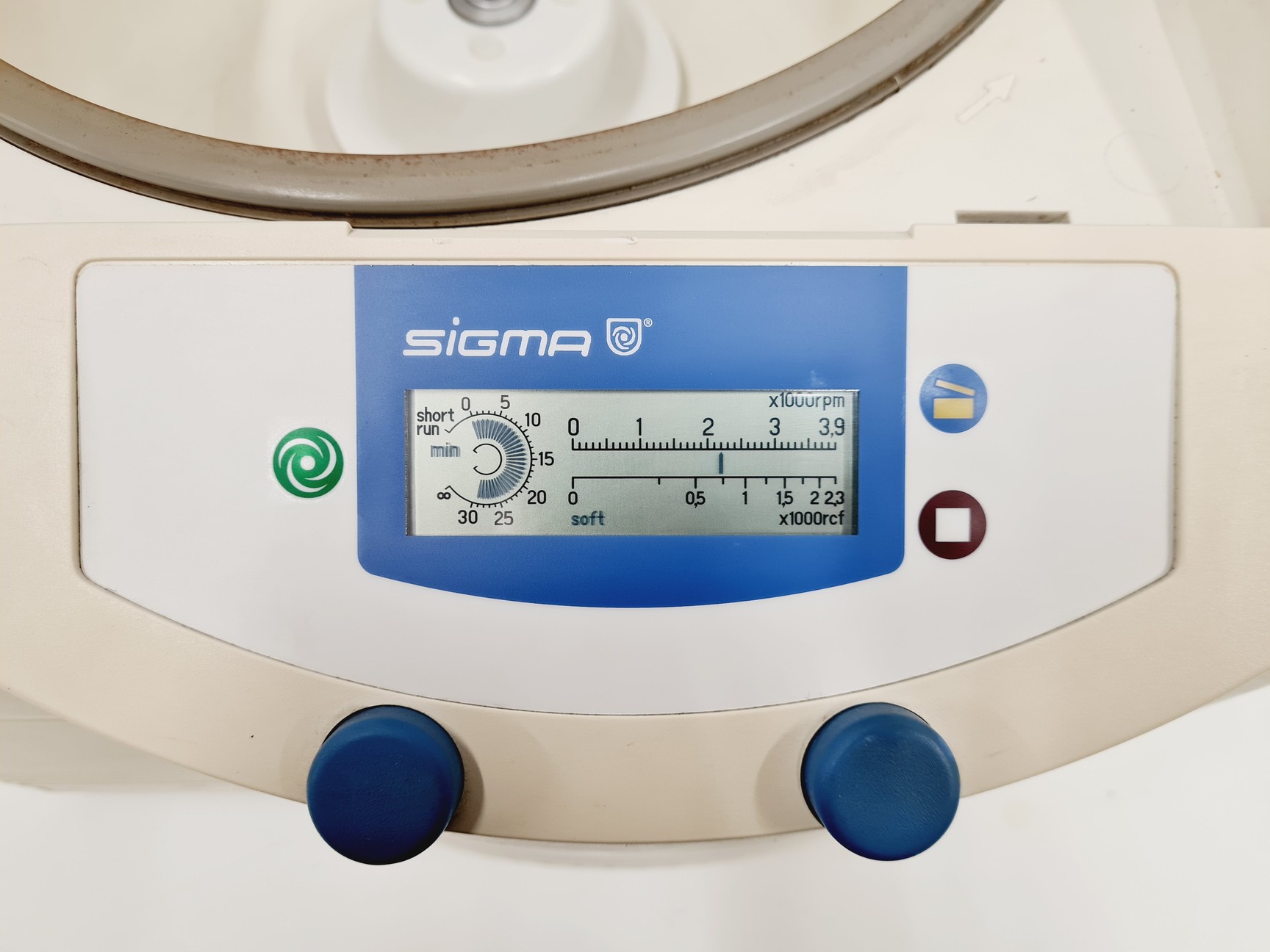 Image of SciQuip Sigma 2-5 Benchtop Centrifuge