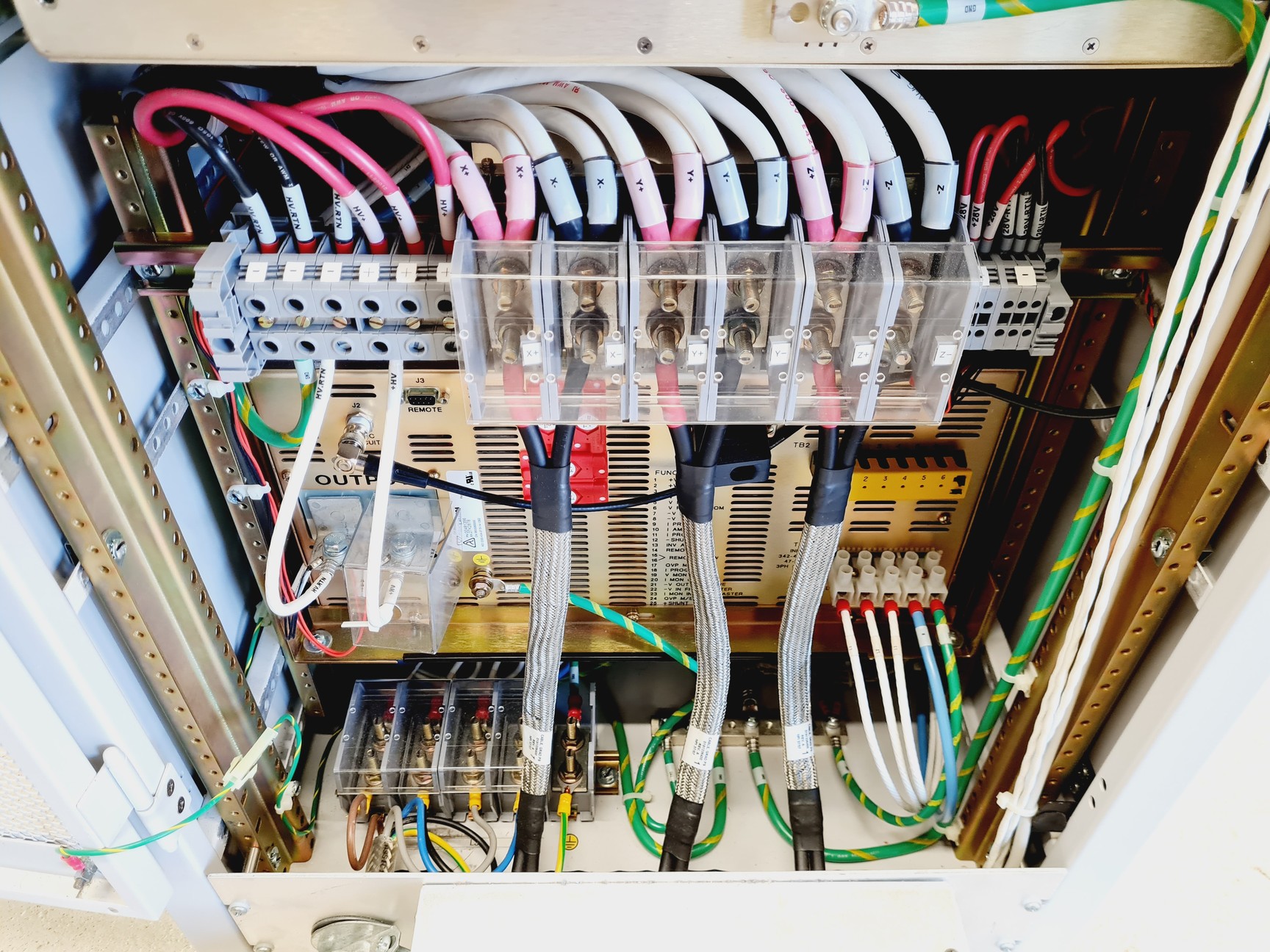 Image of Varian 7T210 AS Preclinical MRI System