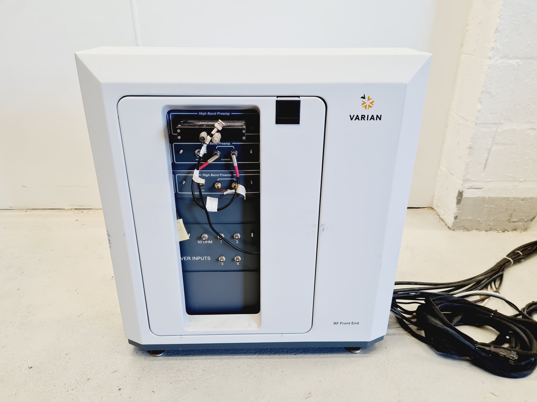 Image of Varian 7T210 AS Preclinical MRI System