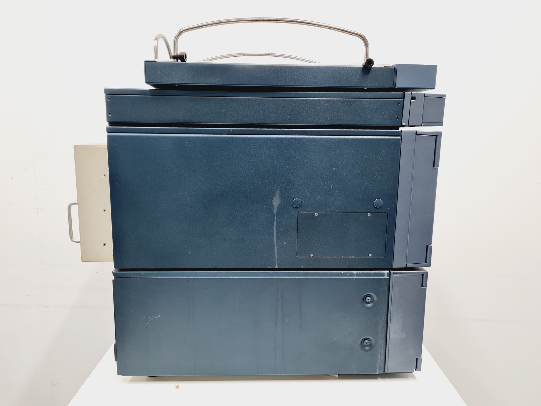 Image of Waters Acquity Binary Solvent Manager and Waters Acquity Sample Manager 