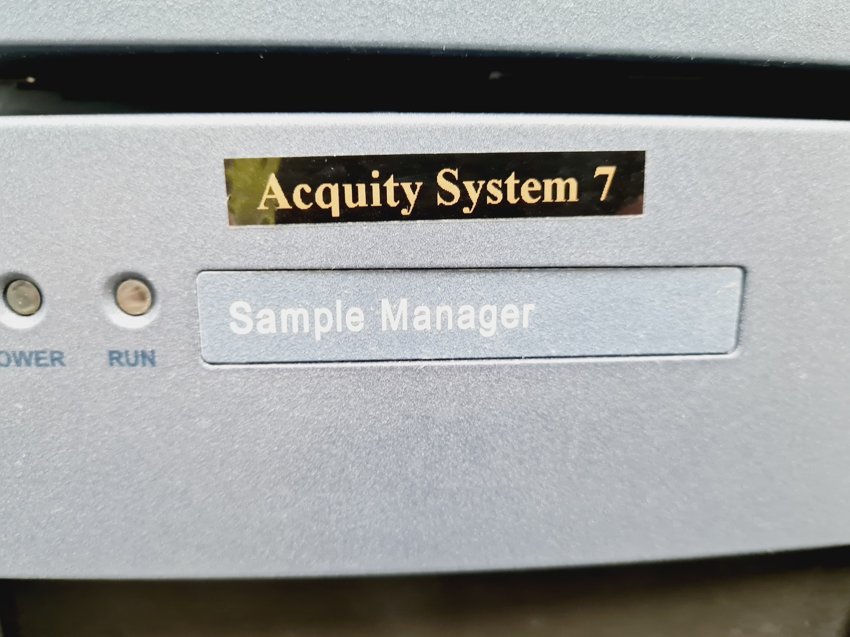 Image of Waters Acquity Binary Solvent Manager and Waters Acquity Sample Manager 