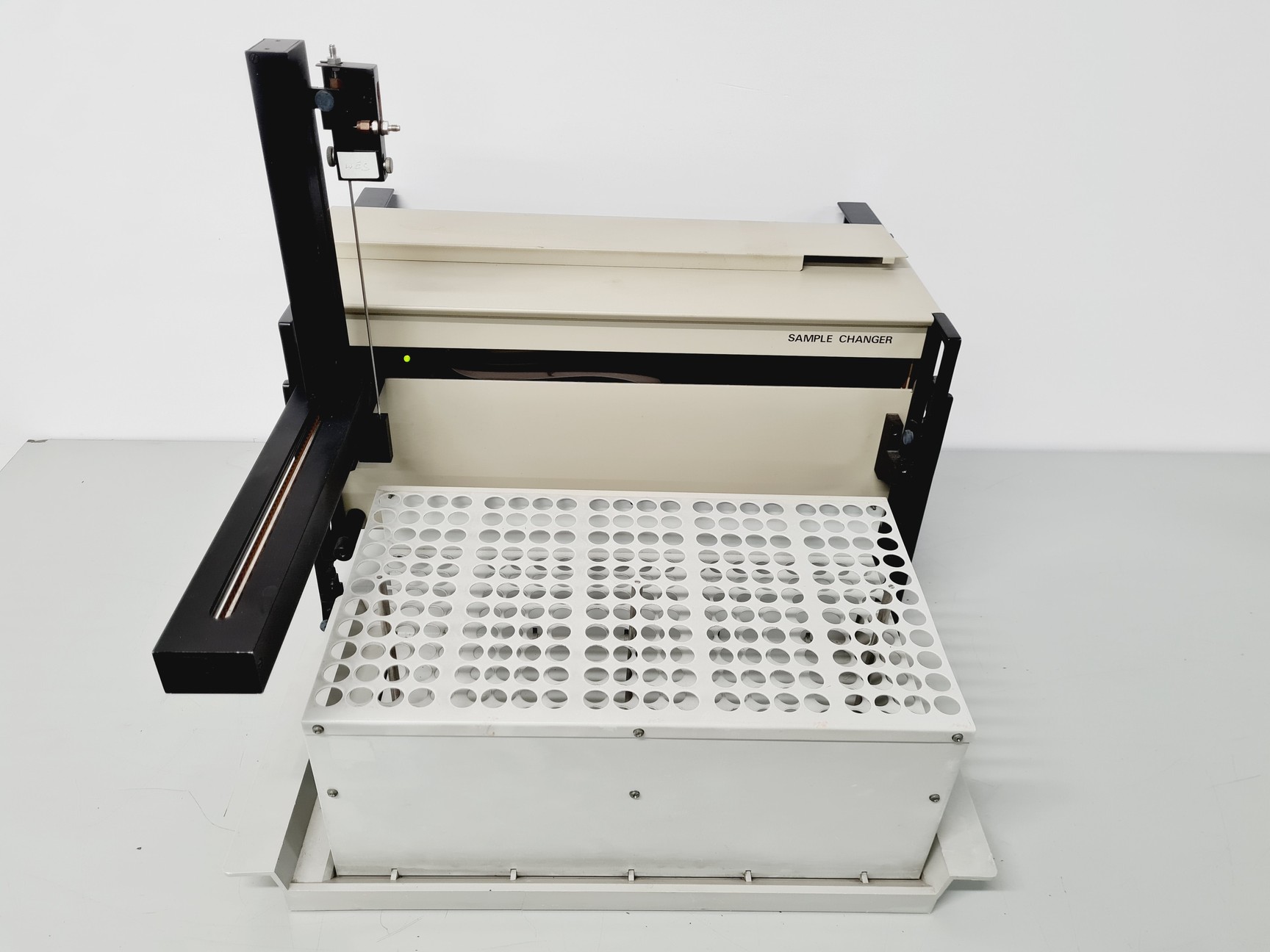 Image of Gilson Sample Changer Model 221-222