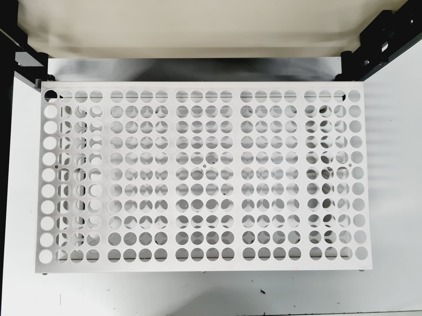 Image of Gilson Sample Changer Model 221-222