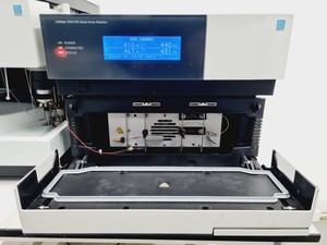 Thumbnail image of Dionex Ultimate 3000 HPLC With RS Autosampler, TCC, DAD, WPS, LPG, SR-3000