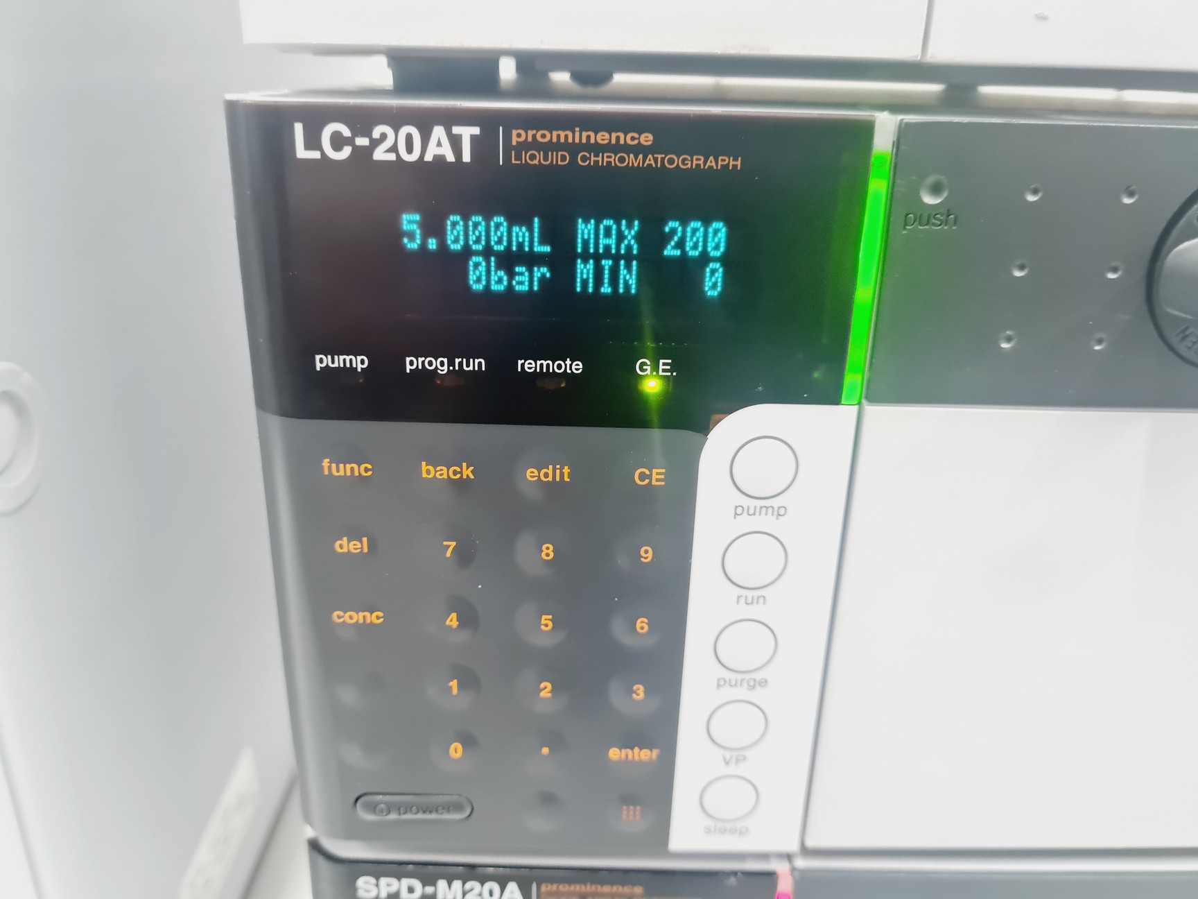 Image of Shimadzu HPLC System with SIL-20A,CTO-20AC, SPD-M20A, LC-20AT, DGU-25A5, FRC-10A