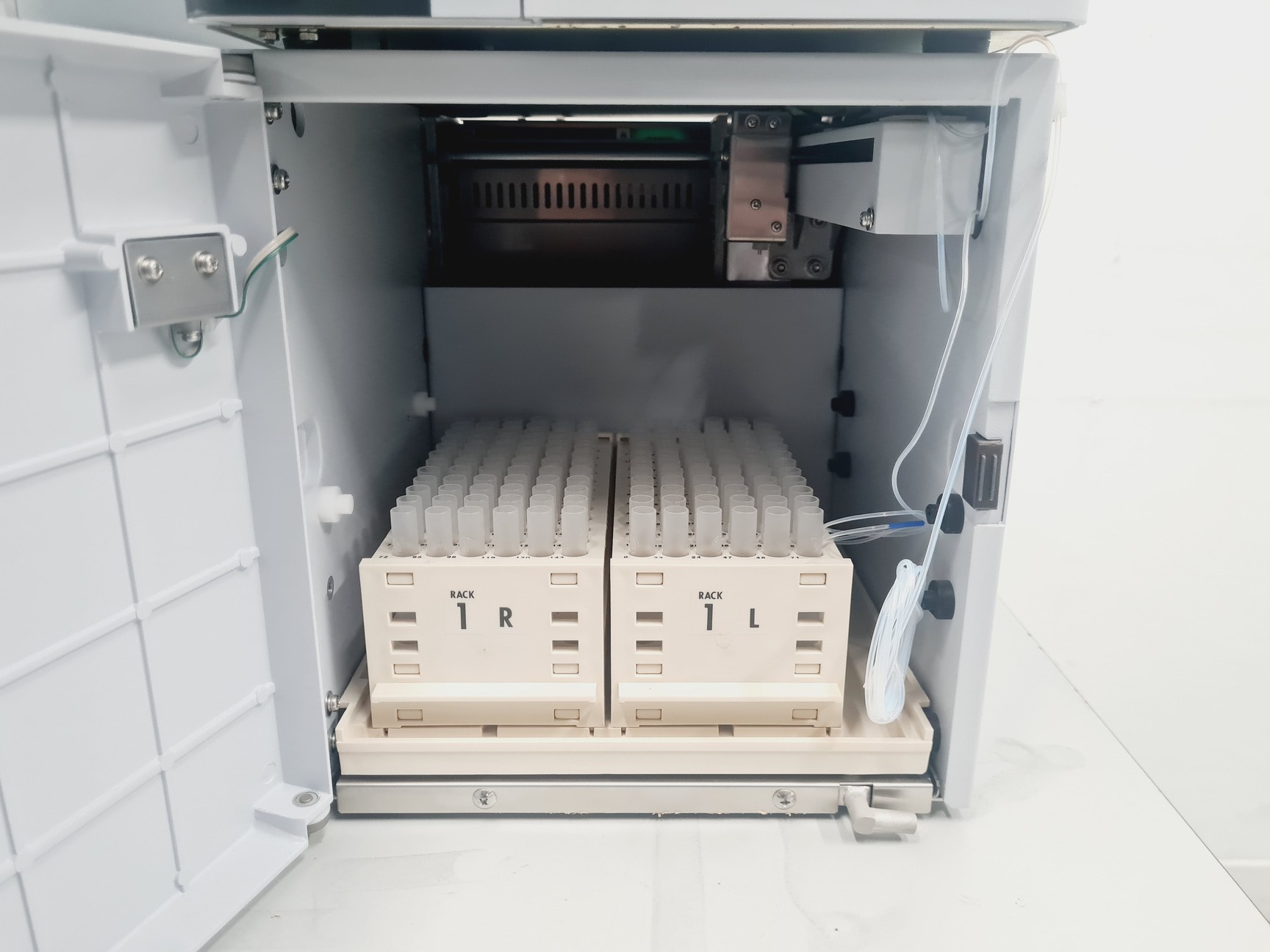 Image of Shimadzu HPLC System with SIL-20A,CTO-20AC, SPD-M20A, LC-20AT, DGU-25A5, FRC-10A