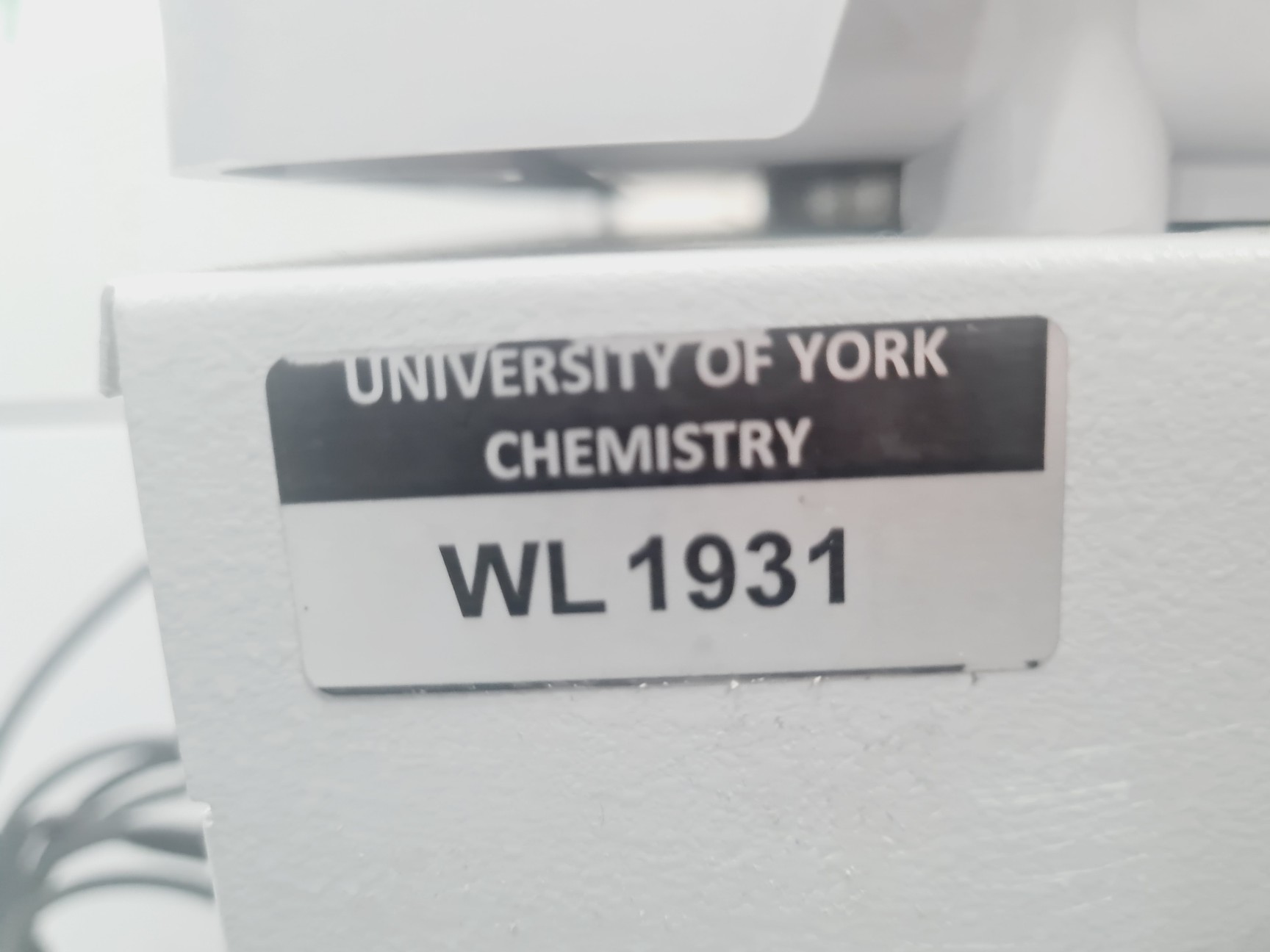 Image of Shimadzu HPLC System with SIL-20A,CTO-20AC, SPD-M20A, LC-20AT, DGU-25A5, FRC-10A