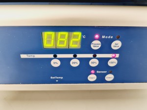 Thumbnail image of IKA Werke HP 30 D High Performance Laboratory Hotplate