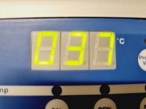 Thumbnail image of IKA Werke HP 30 D High Performance Laboratory Hotplate