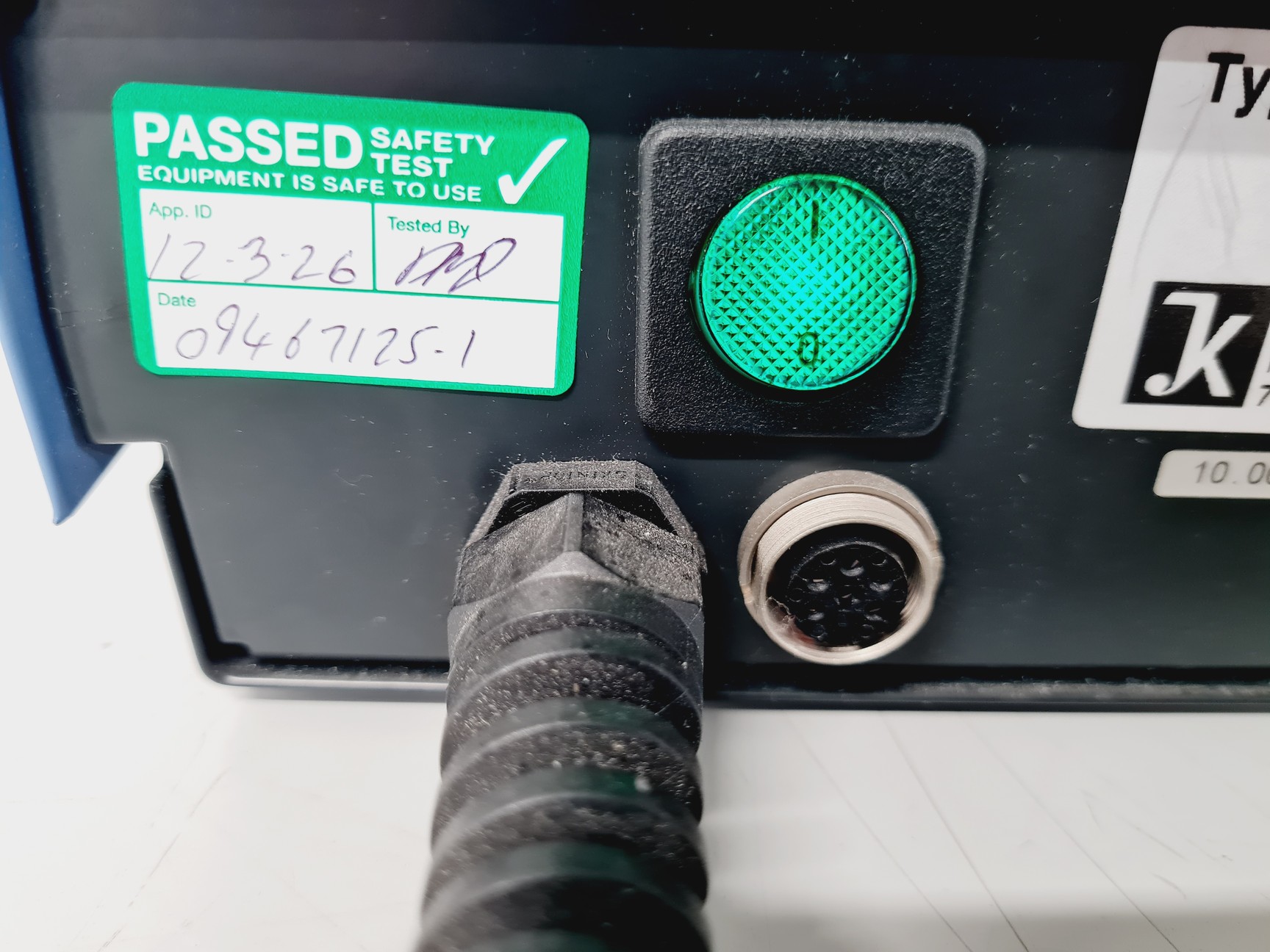 Image of IKA Werke HP 30 D High Performance Laboratory Hotplate