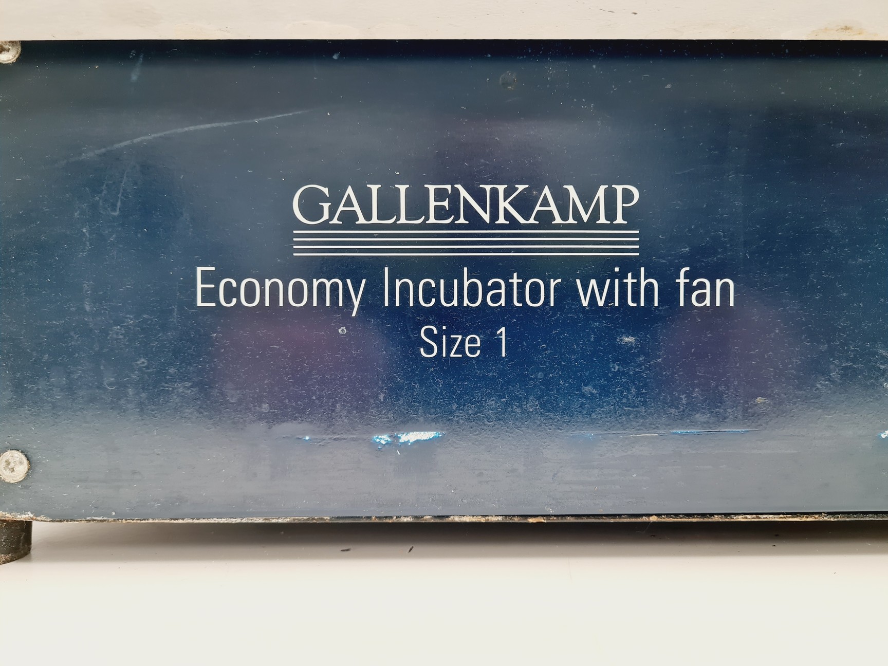 Image of Gallenkamp Economy Incubator with Fan Size 1