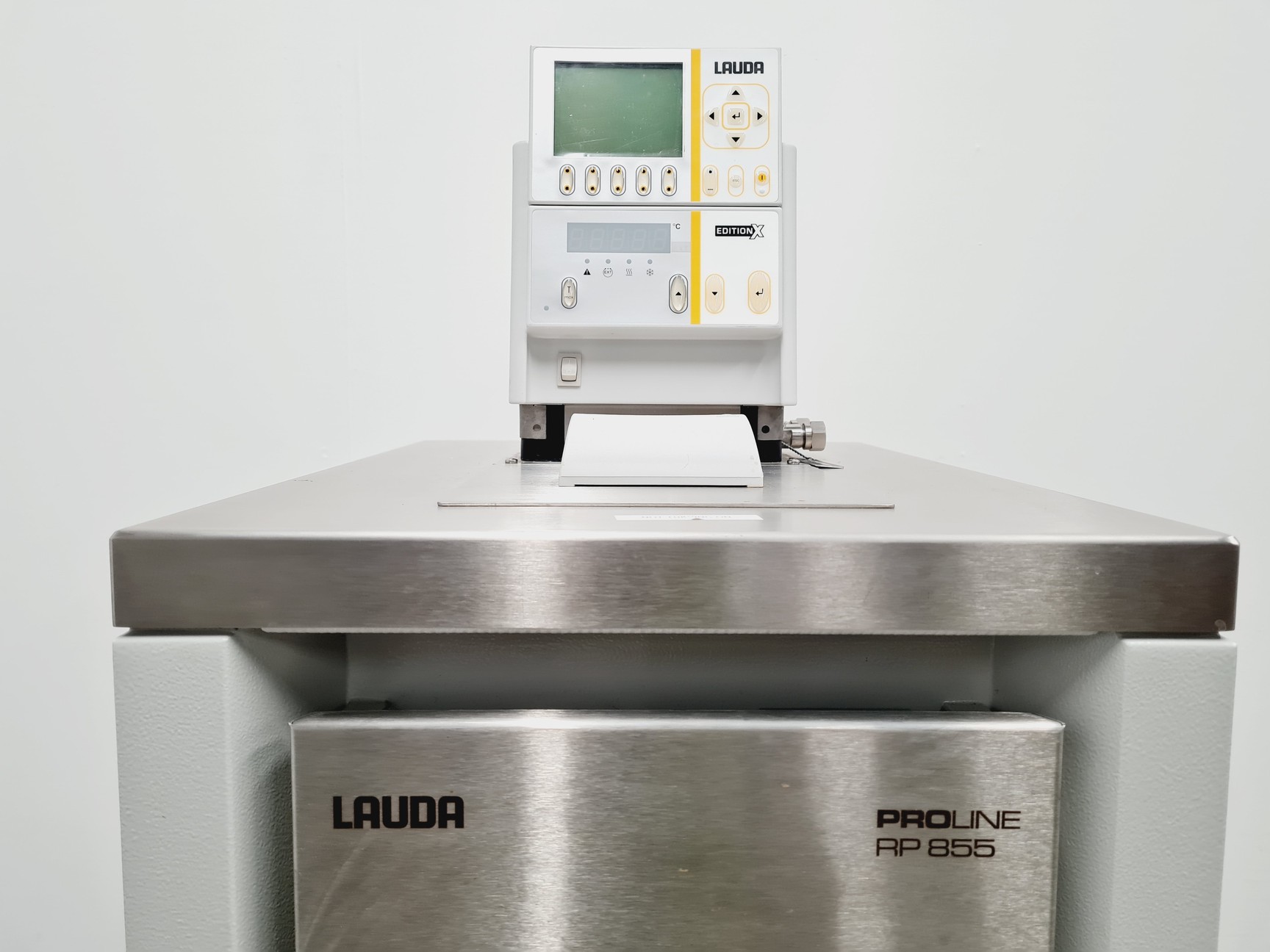 Image of LAUDA PROLINE RP 855 CX Refrigerated Chiller Lab