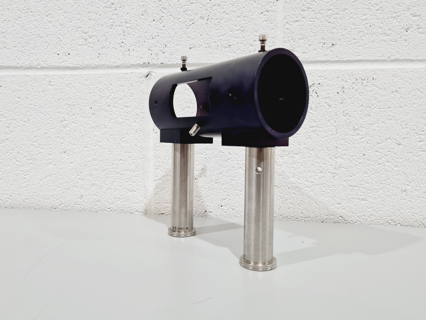 Image of Set of 9 x Newport Mirror Mounts - Ultima U100-A with Attachments