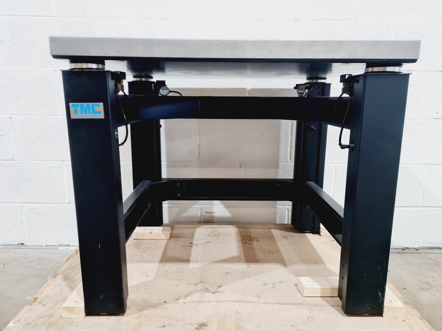 Image of TMC Anti-Vibration Table Model 63-530 Lab