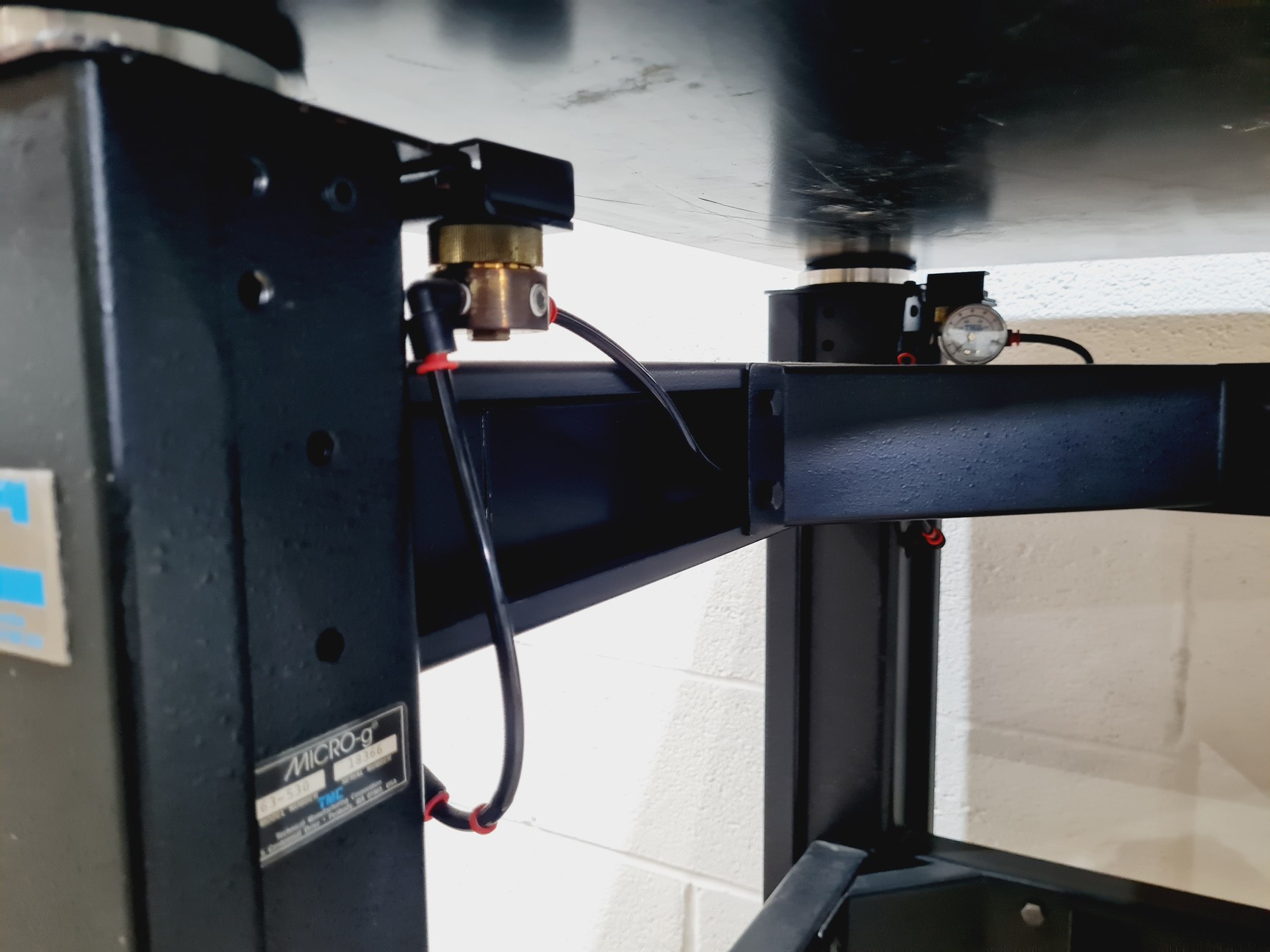 Image of TMC Anti-Vibration Table Model 63-530 Lab
