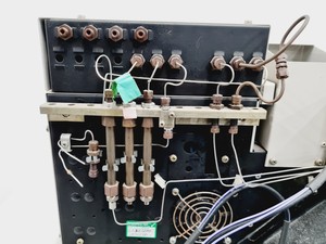 Thumbnail image of Unicam 610 Series Gas Chromatograph