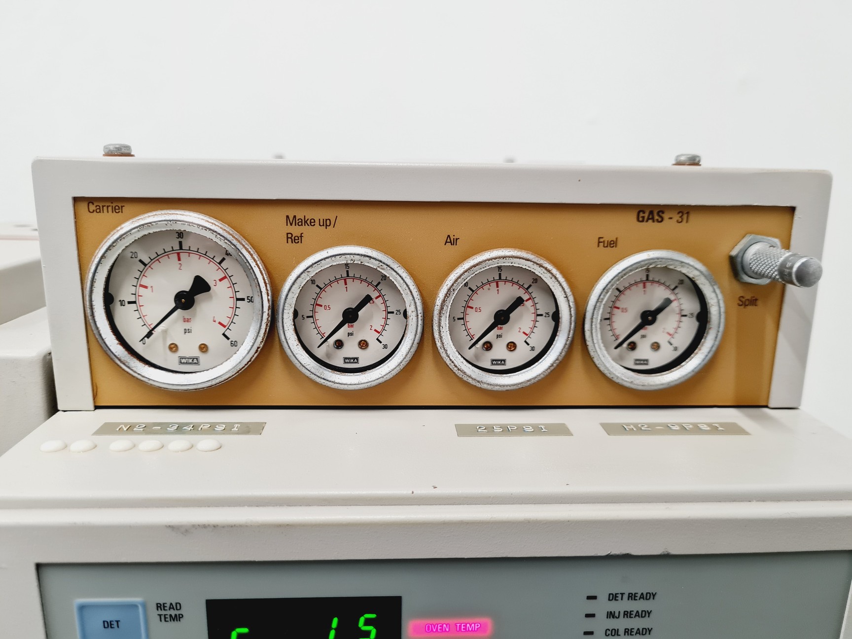 Image of Unicam 610 Series Gas Chromatograph