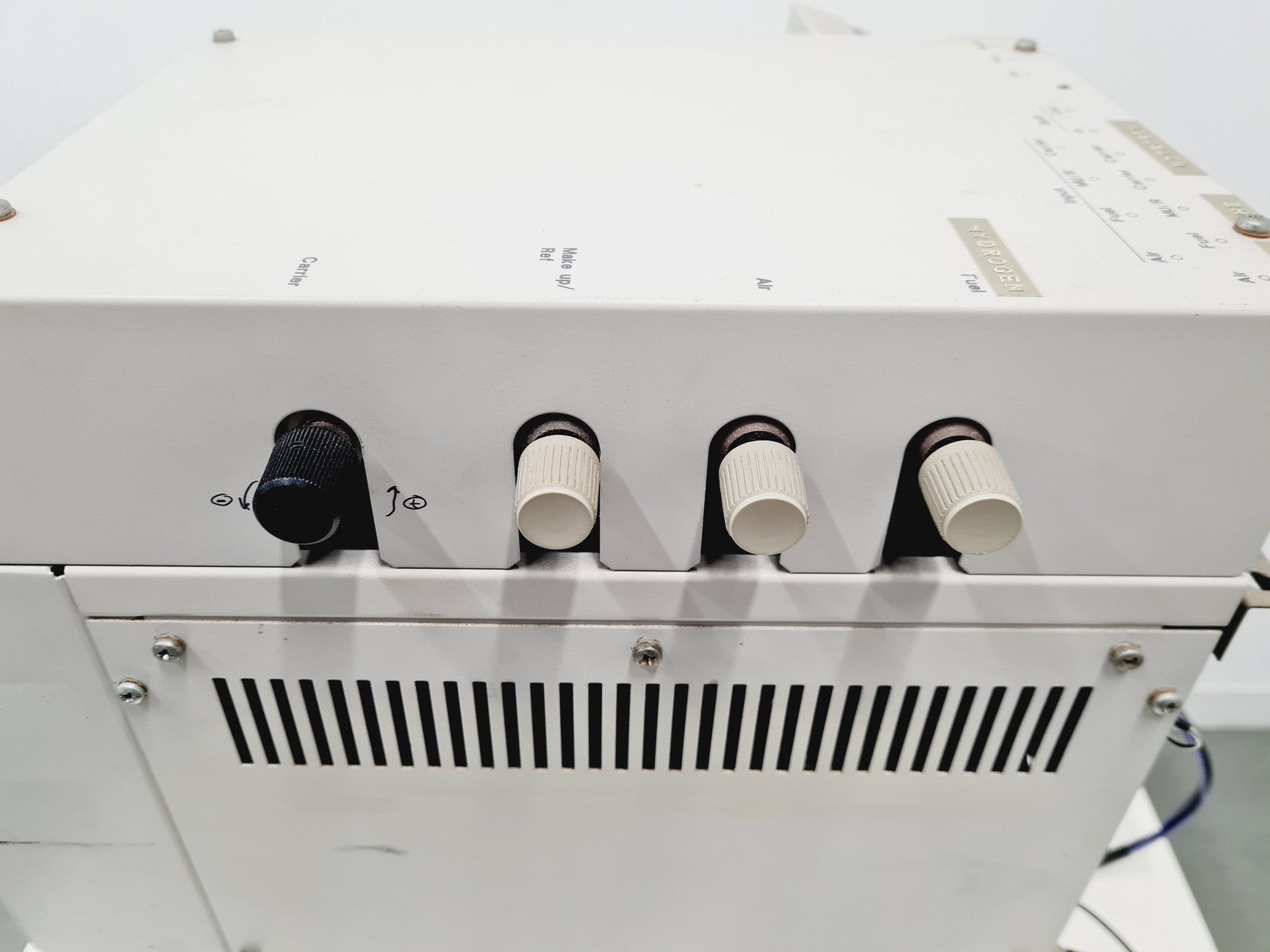 Image of Unicam 610 Series Gas Chromatograph