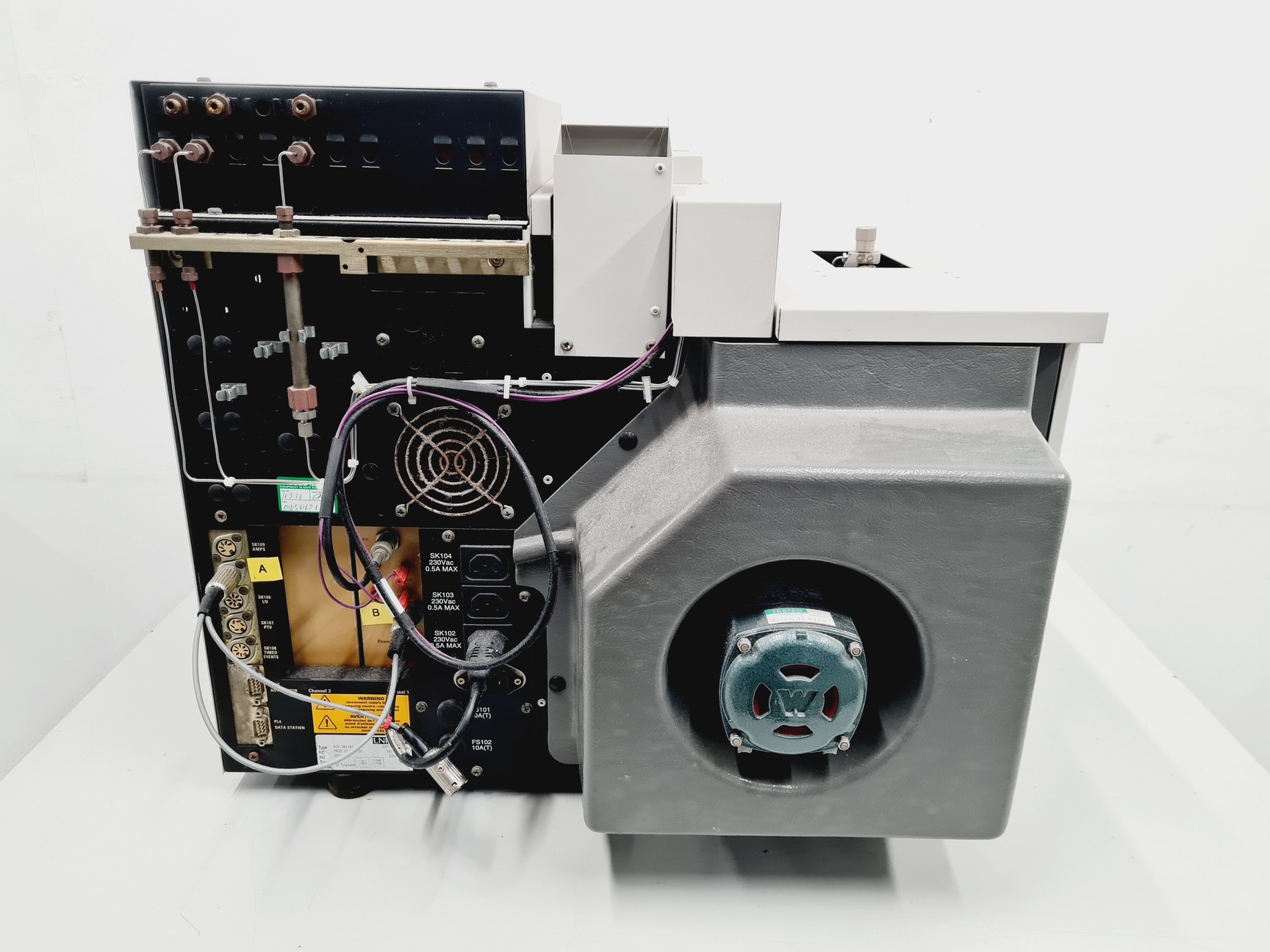 Image of Unicam 610 Series Gas Chromatograph GC System 